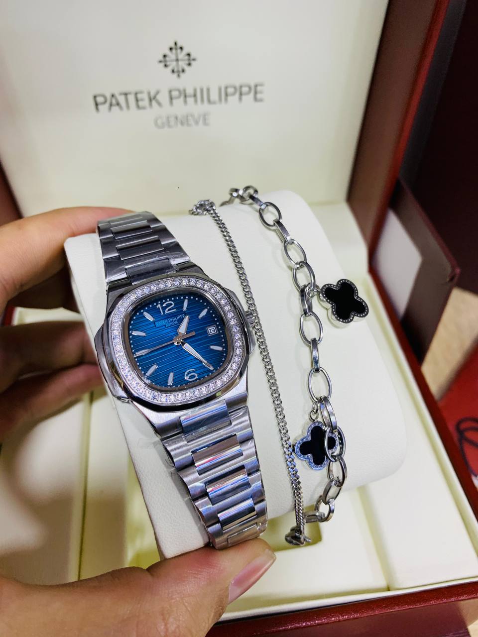 Montre Patek Philippe Fond Bleu Pour femme